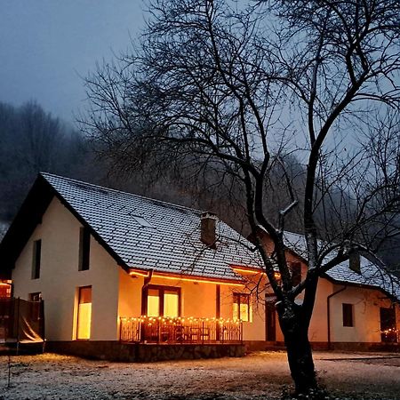 Тиловите Къщи Ribarița Exterior foto